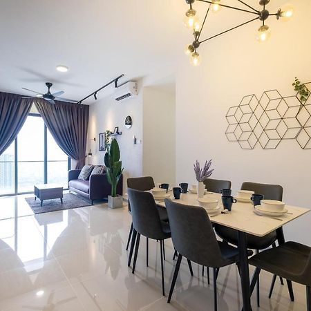 Contemporary United Point 6 Pax 现代风格 Desa Park & Mont Kiara Leilighet Kuala Lumpur Eksteriør bilde